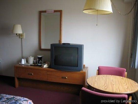 Amerivu Inn & Suites-エイボン 部屋 写真