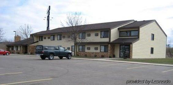 Amerivu Inn & Suites-エイボン エクステリア 写真